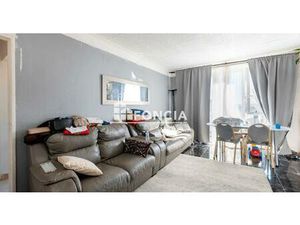 3 PIECES EN DERNIER ETAGE