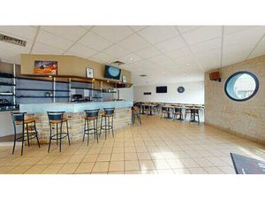 A vendre Fonds de commerce + Murs + Appartement