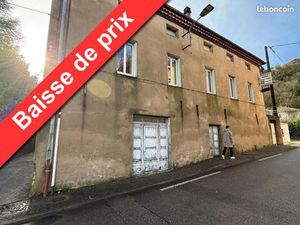 Garage 63 m² Aubenas