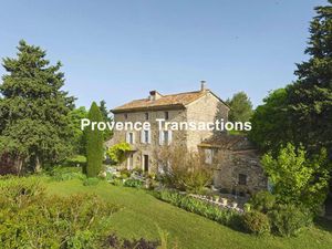 Mas avec piscine et vue sur Mt Ventoux