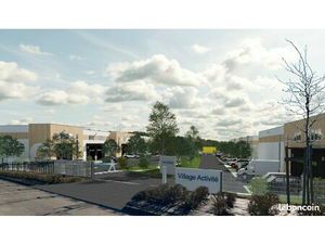 Local 204 m² LECOUSSE