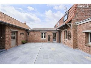 Propriété 11 pièces 249 m²