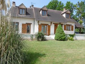 Vente maison 7 pièces 147 m² Souppes-sur-Loing (77460)