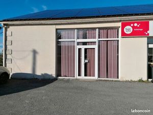 Local agence / grand bureau