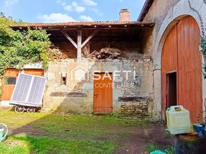 Vente maison 1 pièce 80 m² à Beaulieu-sur-Sonnette (16450)  31 000 €