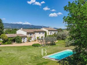 Vente maison 14 pièces 330 m² Lourmarin (84160)