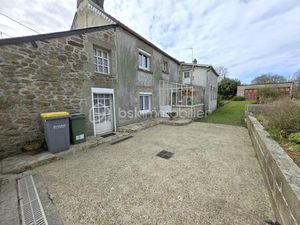 Maison de 112 m² à Aucaleuc