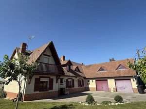 Vente maison 8 pièces 193 m² à Poix-de-Picardie (80290)  263 000 €