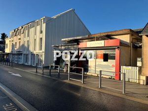 Saint Martin de Bréhal  bord de mer  Fonds de commerce  bail tous commerces