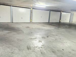 Parking/box 14 m² PIERRE-BENITE