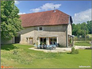 Ferme 7 pièces 250 m²