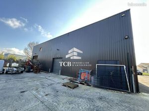 Local 331 m² Les Sorinières