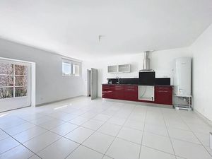 Location maison 3 pièces 92 m² à Fougueyrolles (33220)  674 €