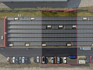 Industrieel gebouw te koop in Willebroek