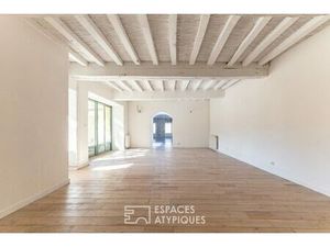 Maison en plein coeur de village viticole