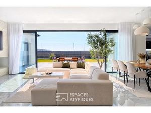 Maison contemporaine aux prestations haut de gamme