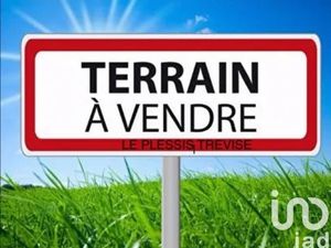 Vente terrain 287 m² à Pontault-Combault (77340)  175 000 €