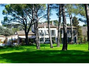 Luxury 10 pièces Farmhouse en location Saint-Rémy-de-Provence  France