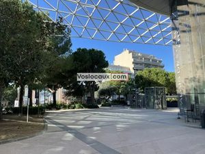LOCAL COMMERCIAL A LOUER