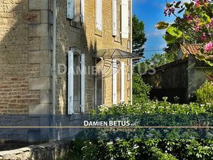 Vente maison 7 pièces 206 m² à Coulon (79510)  441 000 €