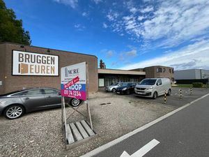 Bedrijfsgebouw met woning