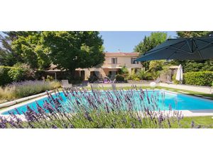 Vente maison 8 pièces 280 m² à Carpentras (84200)  699 000 €