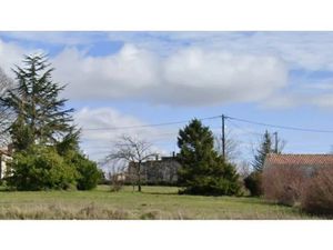 Vente terrain 502 m² à Royan (17200)  139 000 €