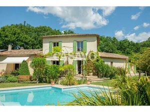 Vente Maison 7 pièces de 230m² - 13540 Aix-en-Provence