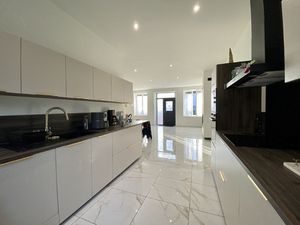 CHARMANTE MAISON DE VILLE - 4 CHAMBRES - LA MACHINE 58260