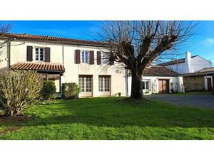 Vente maison 5 pièces 142 m² Sainte-Soulle (17220)