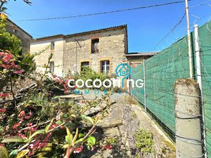 HANGAR AVEC PARTIE CAVE À RÉNOVER