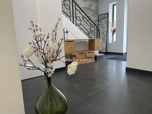 Vente maison 4 pièces 106 m² à Vichy (03200)  367 000 €
