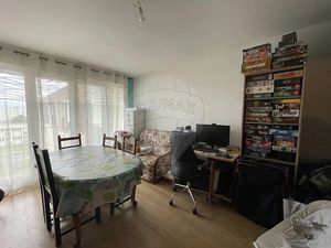 Vente appartement 2 pièces 49 m² à La Chapelle-Saint-Luc (10600)  55 000 €