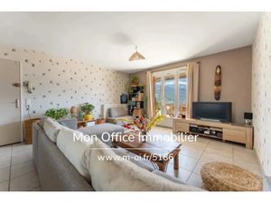 Vente appartement 3 pièces 58 m² à Embrun (05200)  185 000 €