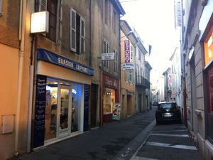 Location commerce 47 m² à Montélimar (26200)