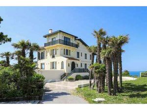 Vente Maison Piscine à Bidart (64210) : à vendre Piscine / 500m² Bidart