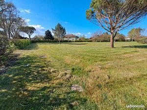 Terrain 1230 m² LEON