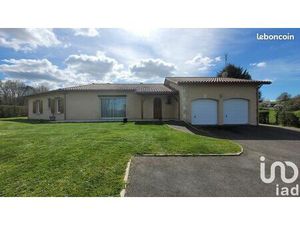 Propriété 6 pièces 143 m²