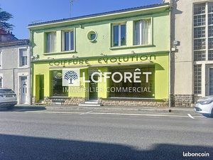 Local commercial 73 m² CERIZAY