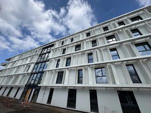 Saint-Etienne Nord - A Louer bureaux neufs de 112 m2 avec te