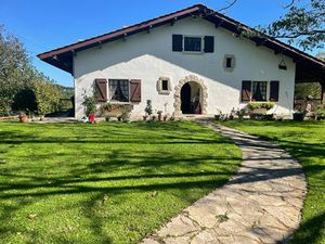 Vente maison 7 pièces 150 m² Villefranque (64990)