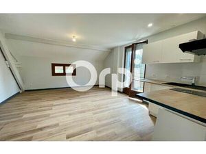Location appartement  34.47 m² T-2 à Les Adrets  650 €