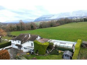 Maison Montcel m² T-5 à vendre  549 000 €