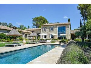 Maison de luxe de 8 pièces en location Saint-Rémy-de-Provence  Provence-Alpes-Côte d'Azur