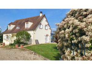 Vente maison 7 pièces 151 m² à Vexin-sur-Epte (27630)  325 000 €