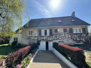 Vente maison 6 pièces 178.5 m² à Montfort-l'Amaury (78490)  548 000 €