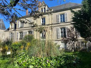 Vente maison 13 pièces 644 m² à Vendome (41100)  595 000 €