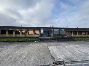 Bien professionnel à louer à Heule € 630 (L5X92) - Dewaele Business - Kortrijk | Zimmo