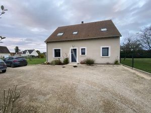 Location maison 5 pièces 130 m² à Vineuil (41350)  1 100 €