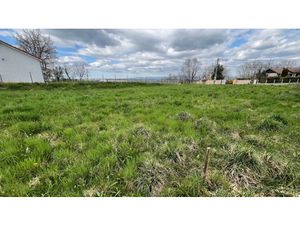 Vente terrain 823 m² à Saint-Didier-de-la-Tour (38110)  109 950 €